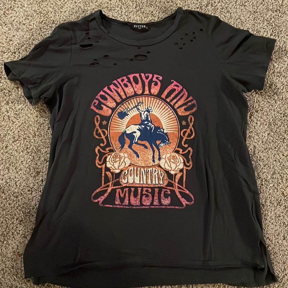 T-shirt
